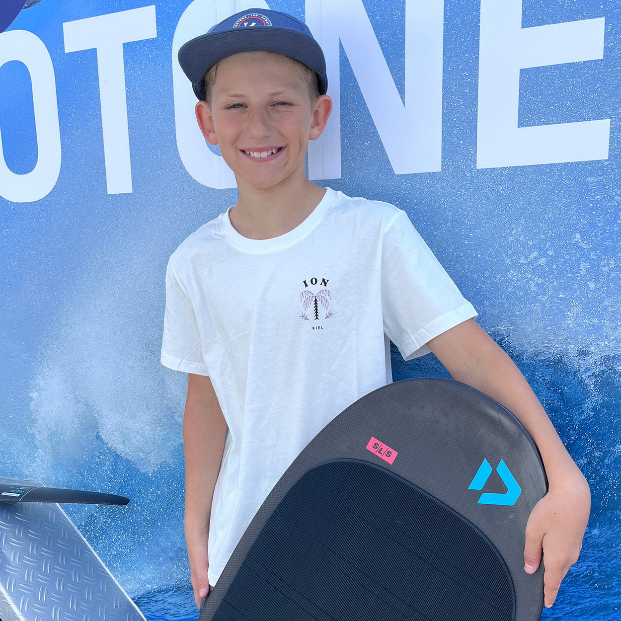 ION Tee Waves x DESTINATION youth 2025